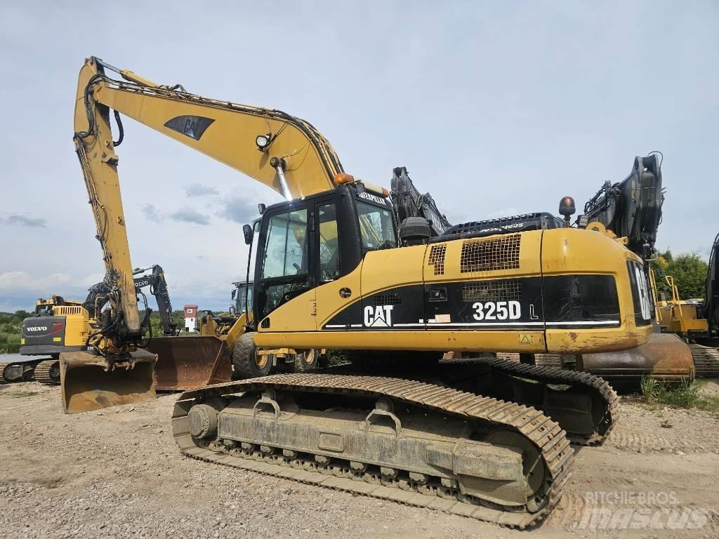 CAT 325 D Long Reach Rýpadla s dlouhým dosahem