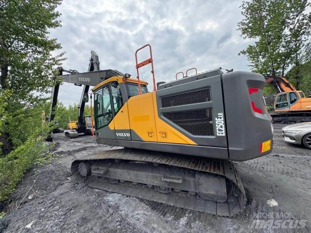 Volvo EC250ELR Pásová rýpadla