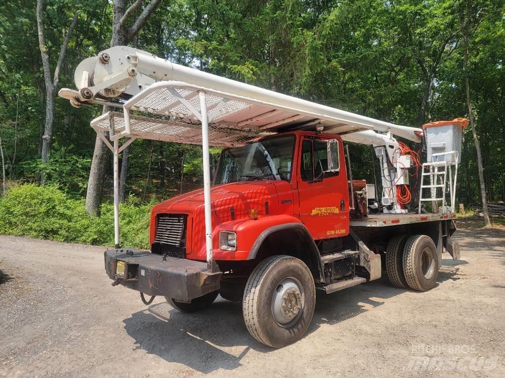 Freightliner FL80 Teleskopické plošiny