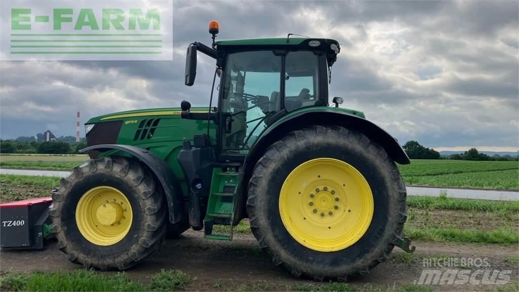 John Deere 6175R Traktory