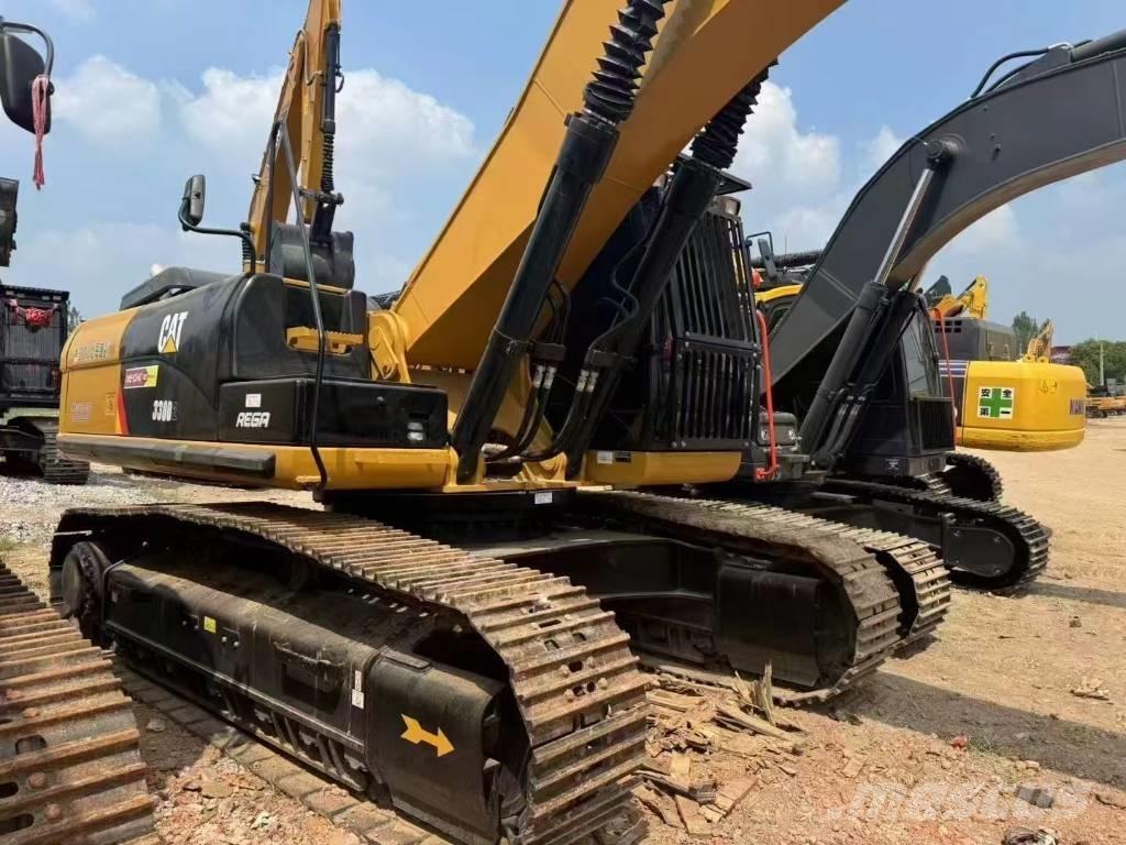 CAT 330 D L Pásová rýpadla