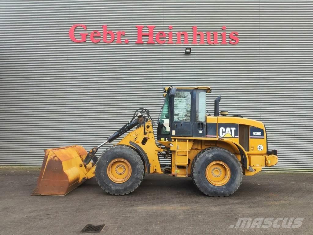 CAT 930G Kolové nakladače