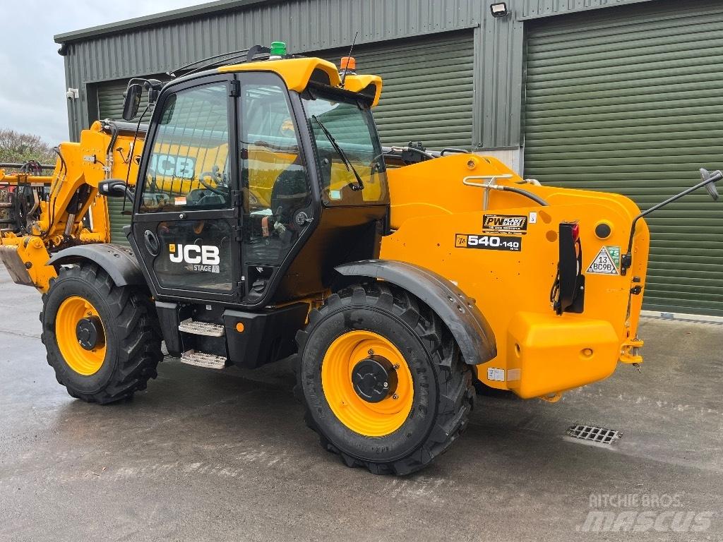 JCB 540-140 Teleskopické manipulátory