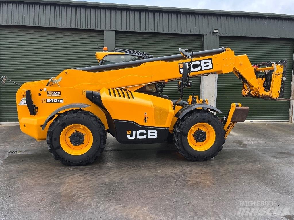 JCB 540-140 Teleskopické manipulátory