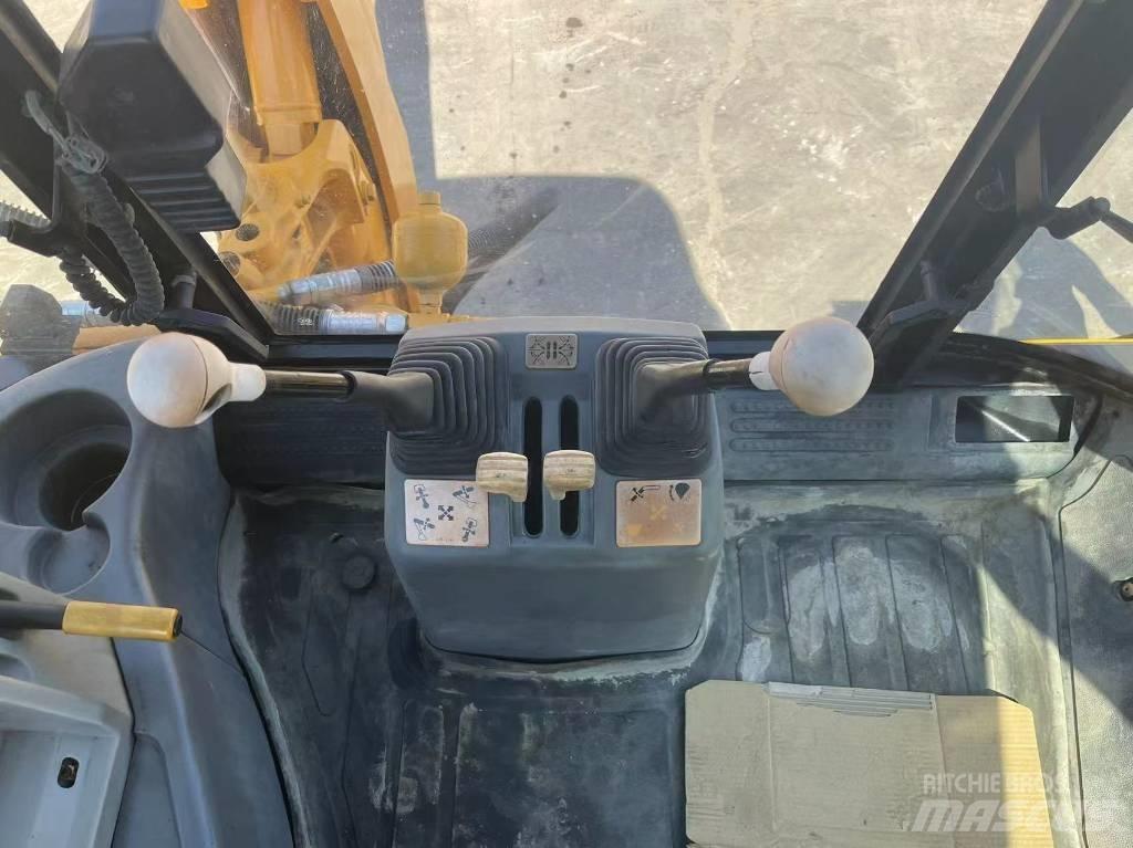 JCB 4 CX Rýpadlo-nakladače