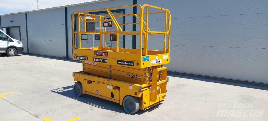 Haulotte Compact 10 Nůžková zvedací plošina
