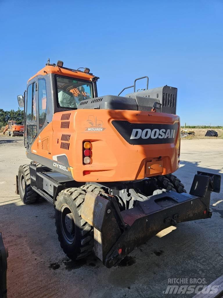 Doosan DX 165 W-5 Kolová rýpadla