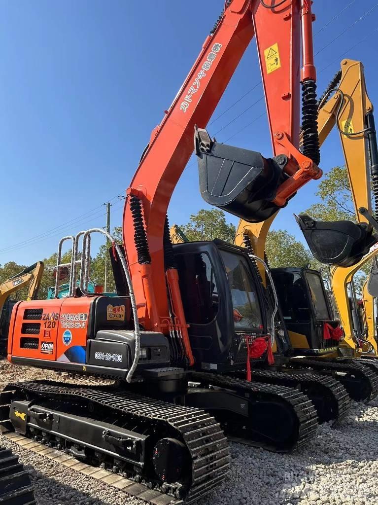 Hitachi ZX 120 Midi rýpadla 7t - 12t