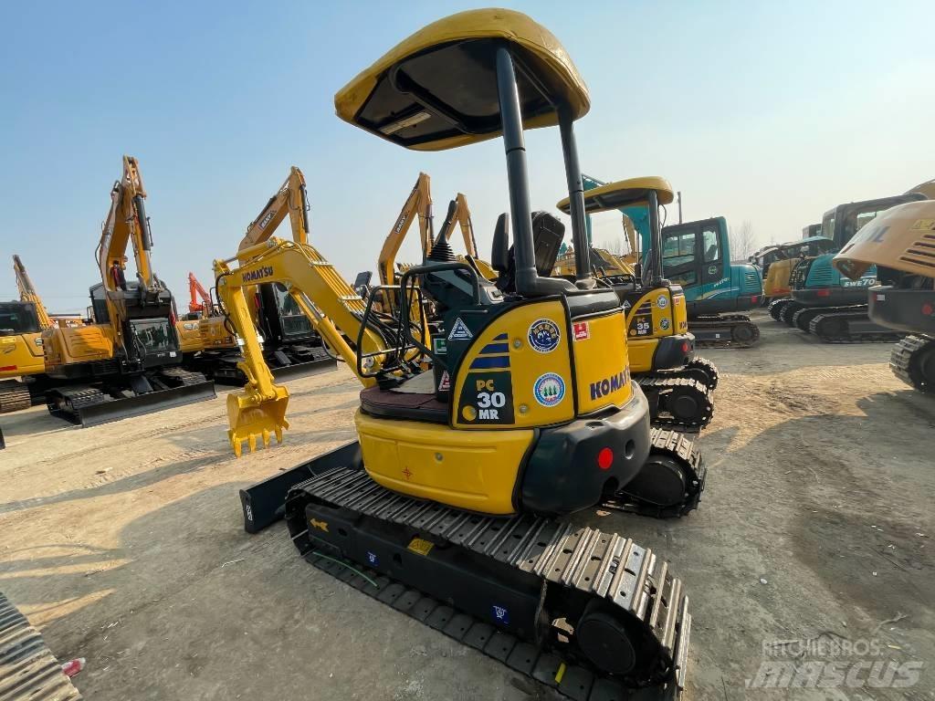 Komatsu PC 30 Pásová rýpadla