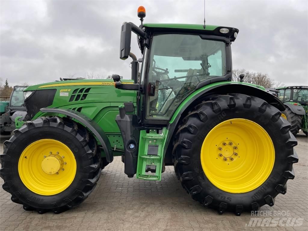 John Deere 6155R Traktory