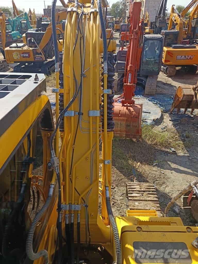 Komatsu PC 130 Pásová rýpadla
