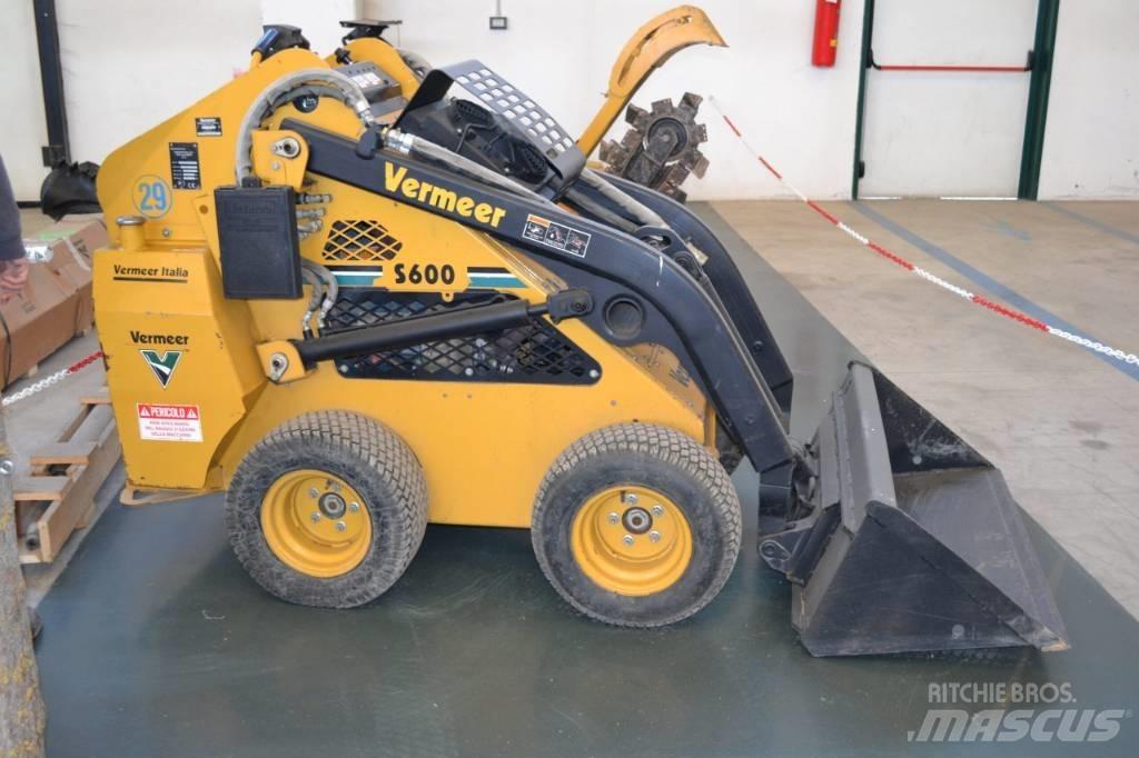 Vermeer S600 Víceúčelové nakladače