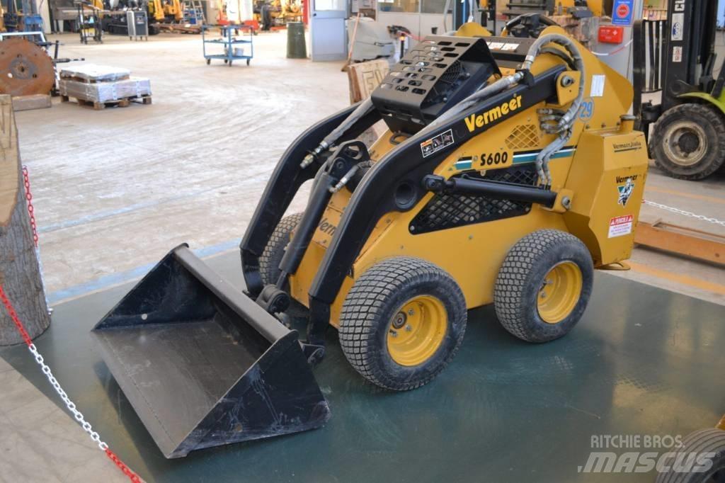 Vermeer S600 Víceúčelové nakladače