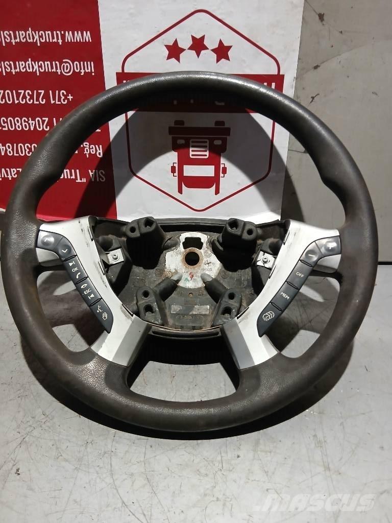 MAN TGX   81464306027 Kabiny a interiér