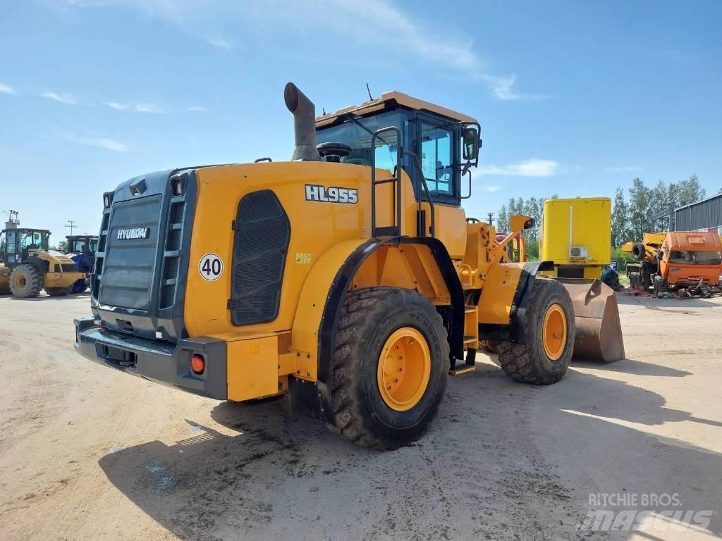 Hyundai HL 955 Kolové nakladače