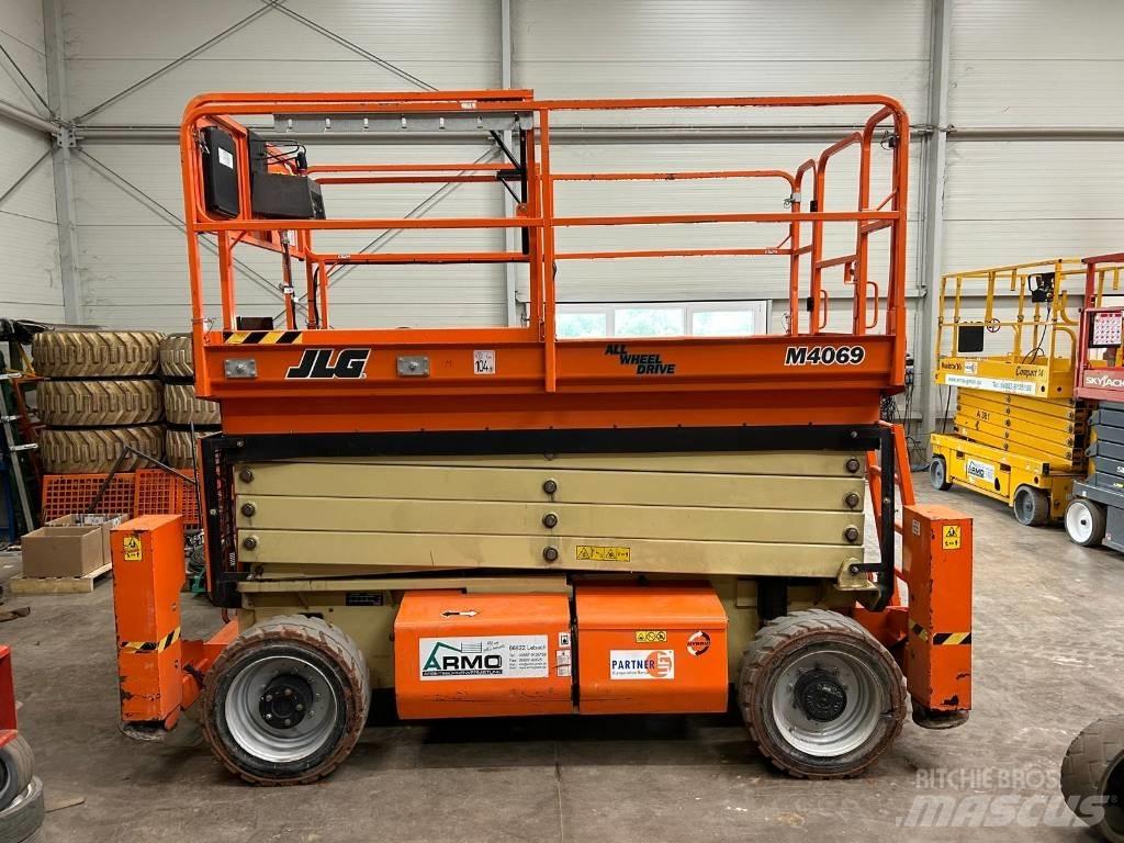 JLG M 4069 LE Nůžková zvedací plošina