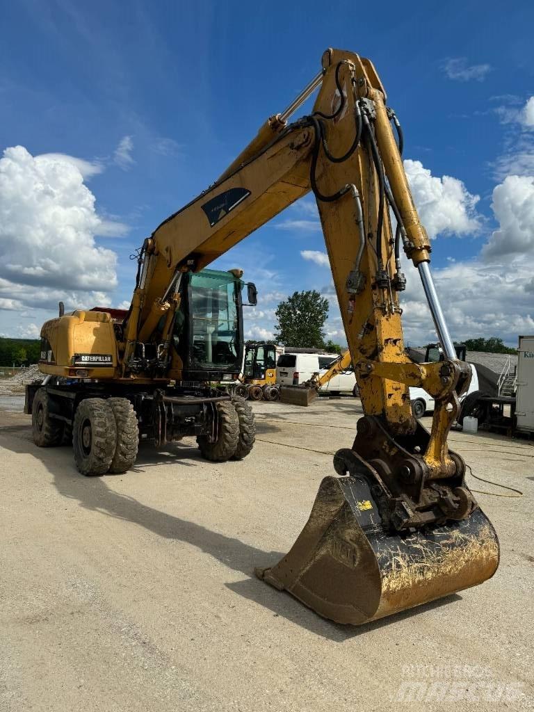 CAT 315 C Kolová rýpadla