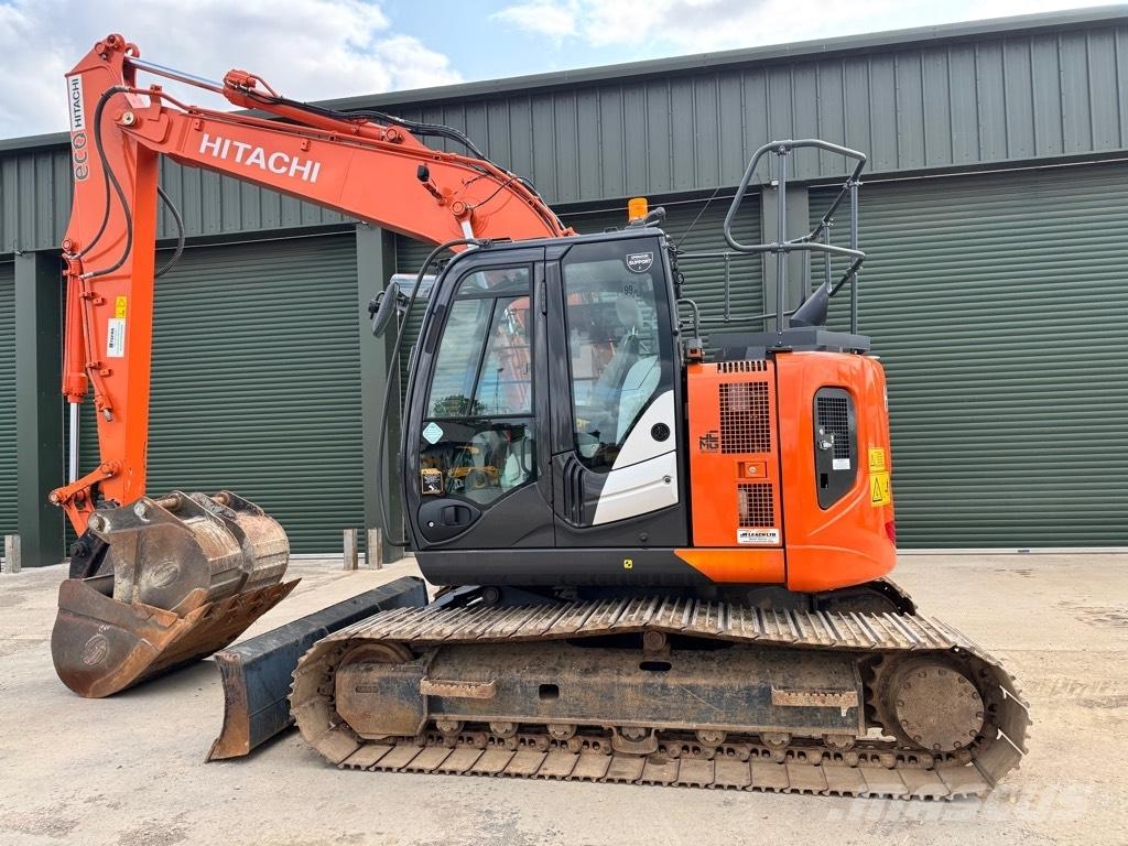 Hitachi ZX 135USBL-6 Pásová rýpadla