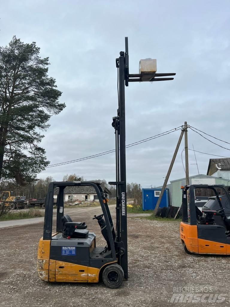 UniCarriers TX 3 18 Akumulátorové vozíky