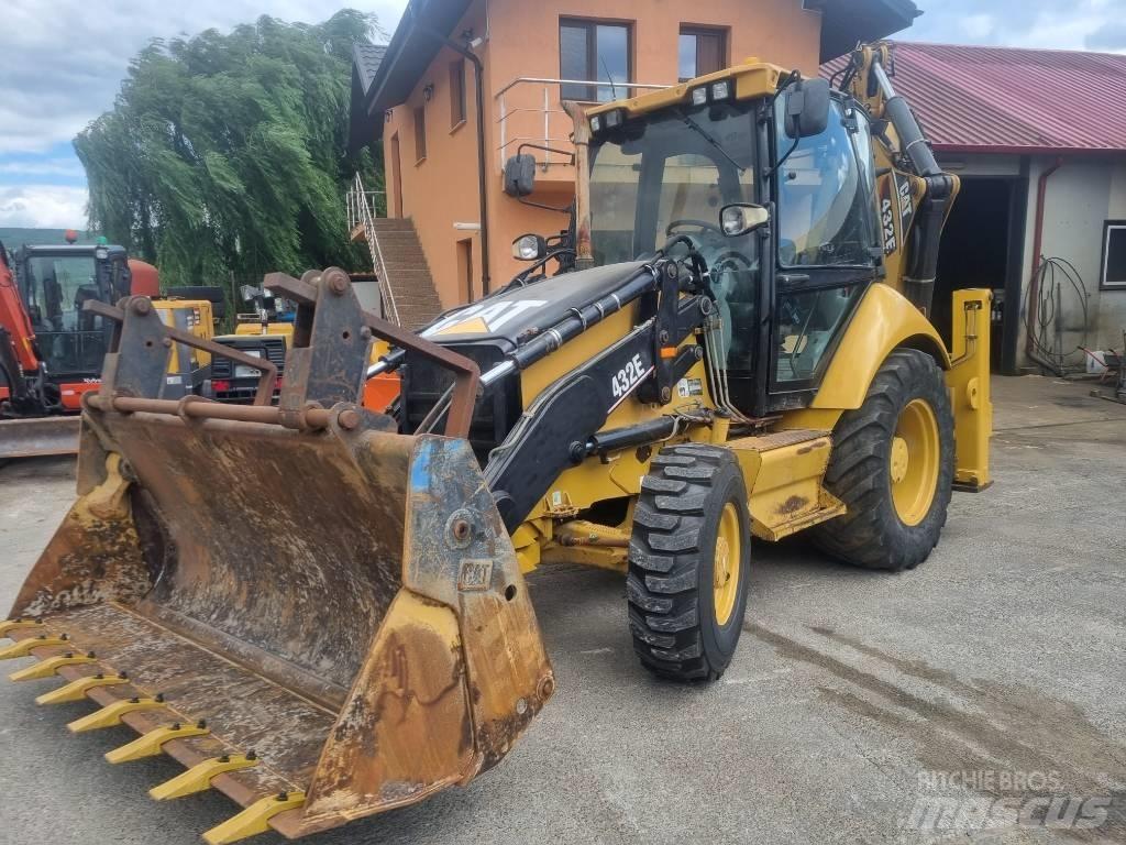 CAT 432E Rýpadlo-nakladače