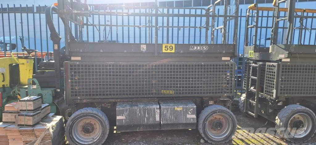 JLG M 3369 Nůžková zvedací plošina