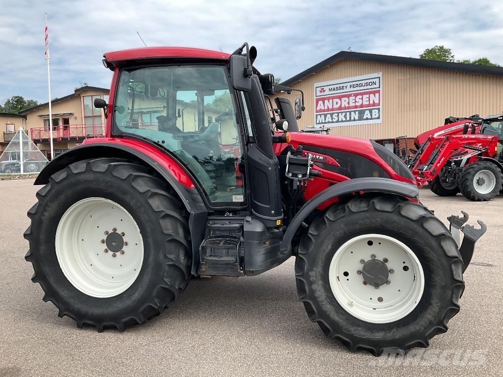 Valtra N174 Versu Traktory