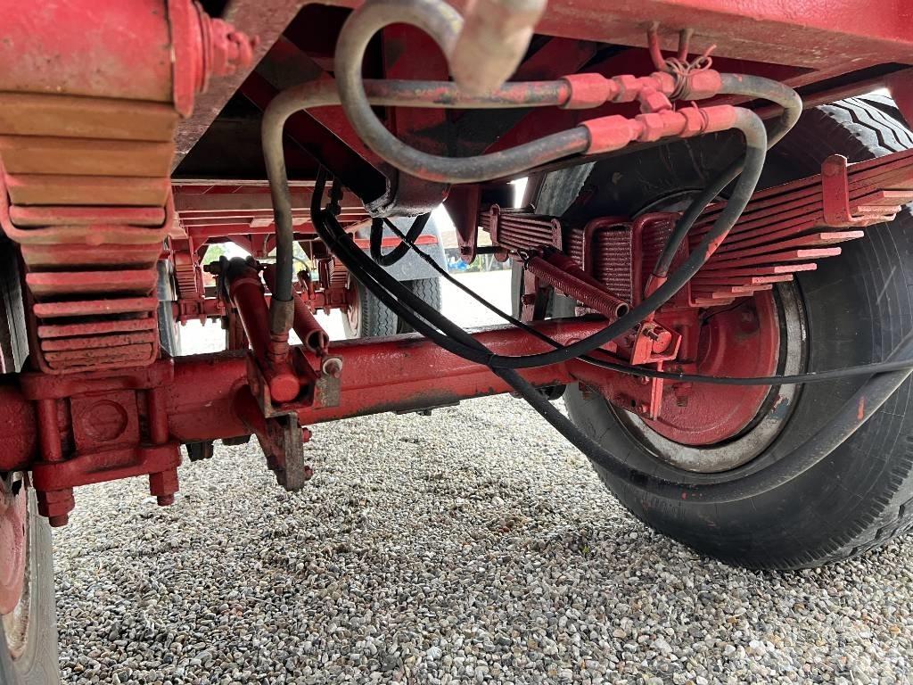 Scania Vogntræk Přívěsy pro různé účely