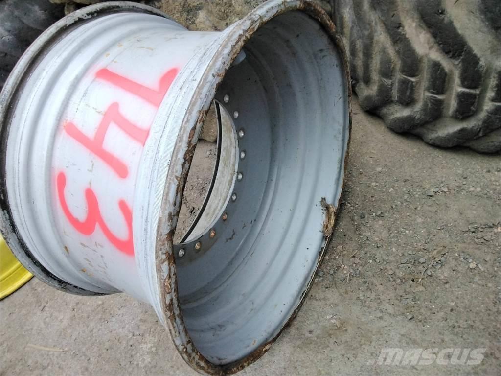 Valmet 941 20x34 Pneumatiky, kola a ráfky
