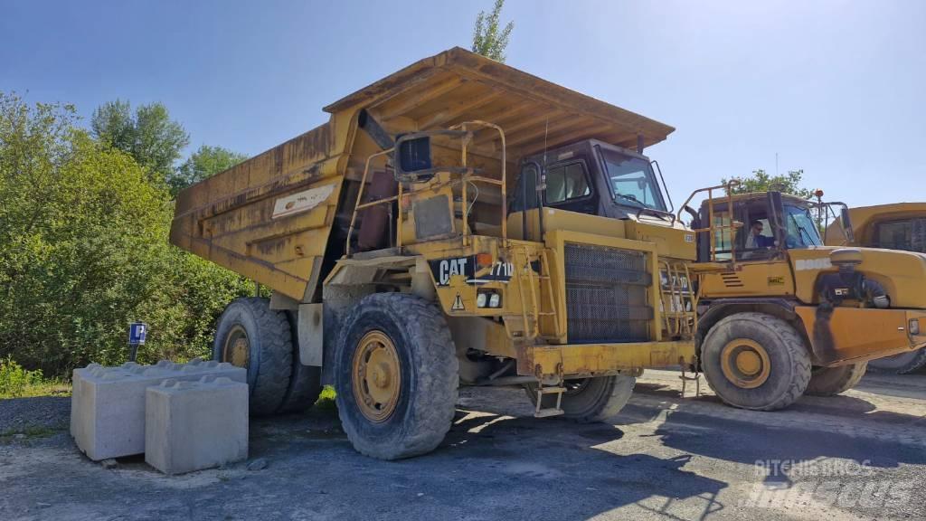 CAT 771D Pevné dempry