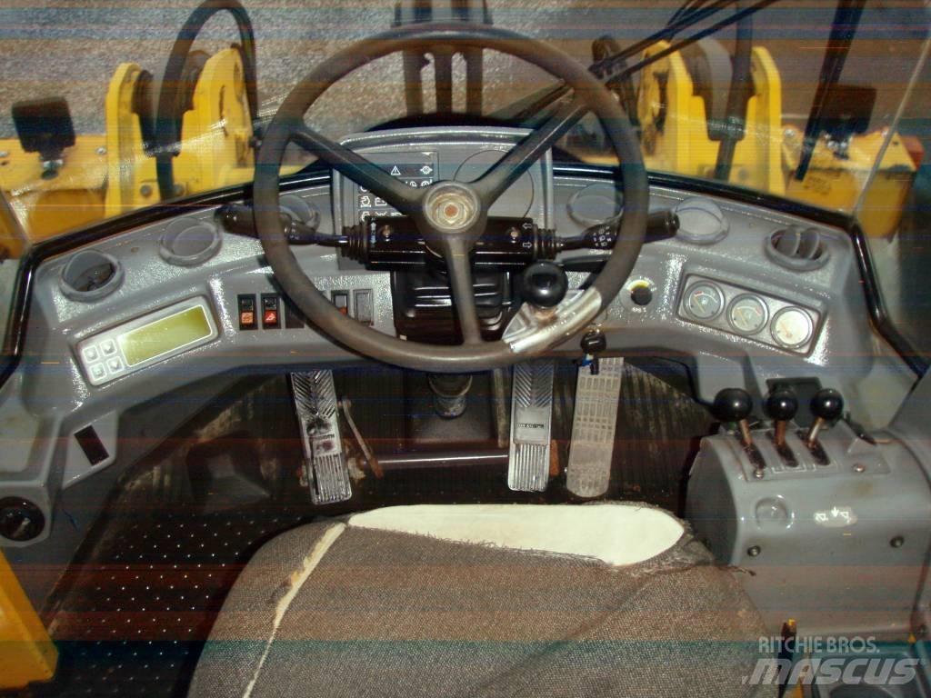 Volvo L 70 C Kolové nakladače