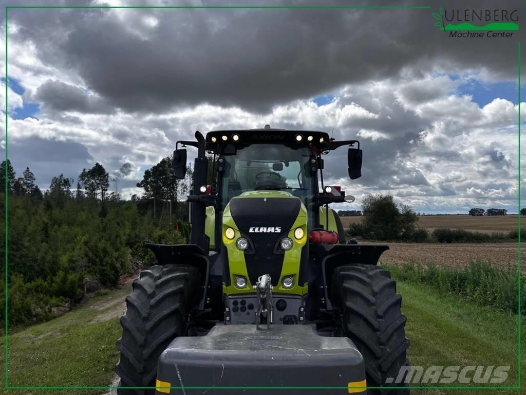 CLAAS Axion 800 Traktory