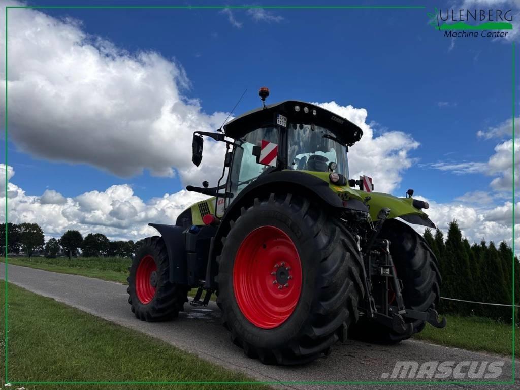 CLAAS Axion 800 Traktory