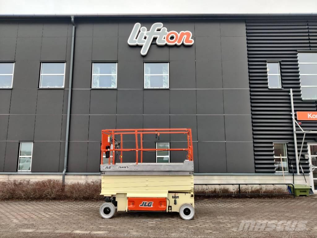 JLG Saxlift 2646 ES Vertikální sloupové výtahy