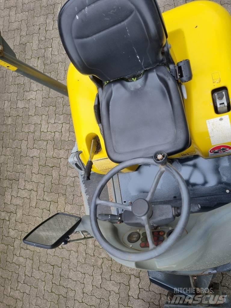 Wacker Neuson 2001 Vyklápěcí dempry
