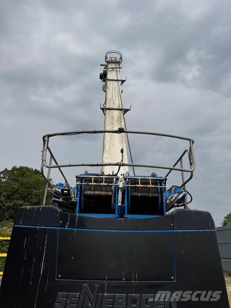 Sennebogen 653 Pásové jeřáby