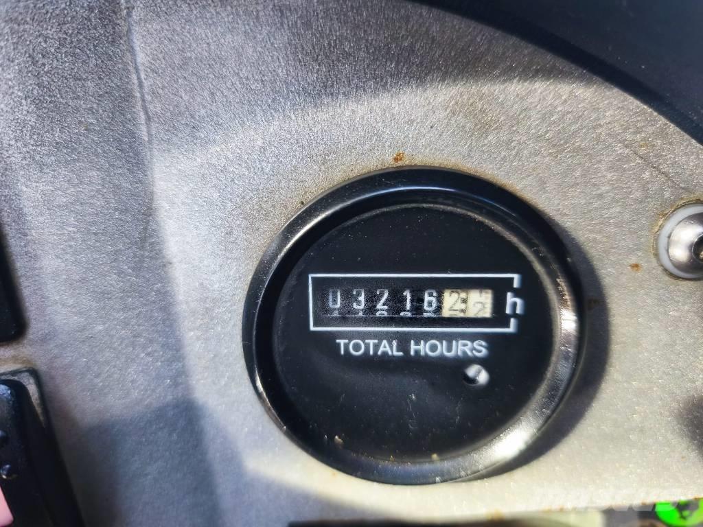 JCB 520-40 Teleskopické manipulátory