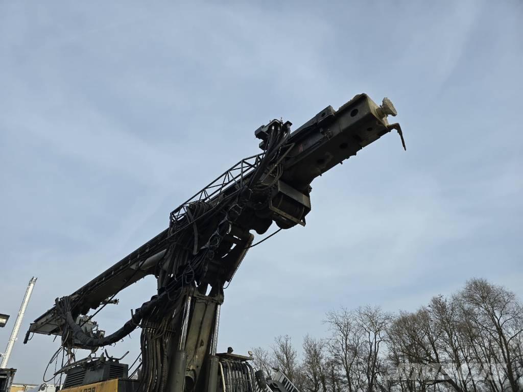 Liebherr LB 28 Pilířové jeřáby