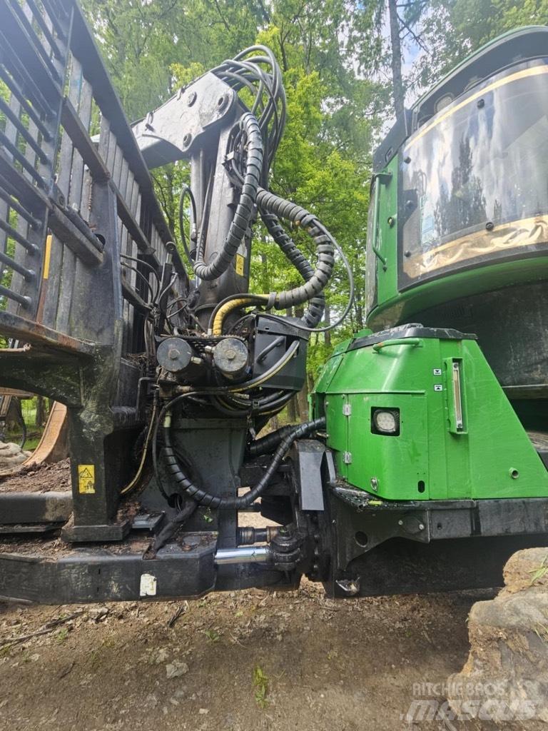 John Deere 1510 E Vyvážecí traktory