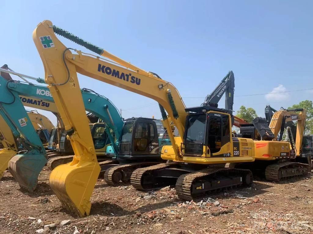 Komatsu PC 200-8 Midi rýpadla 7t - 12t