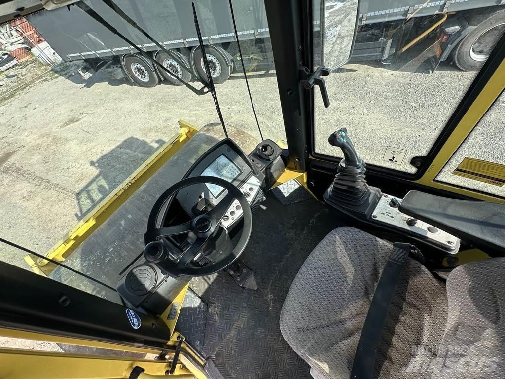 Bomag BW213-DH4 Tahačové válce