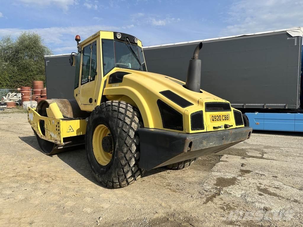 Bomag BW213-DH4 Tahačové válce