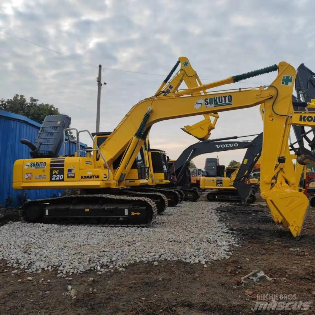 Komatsu PC 220-8 Pásová rýpadla