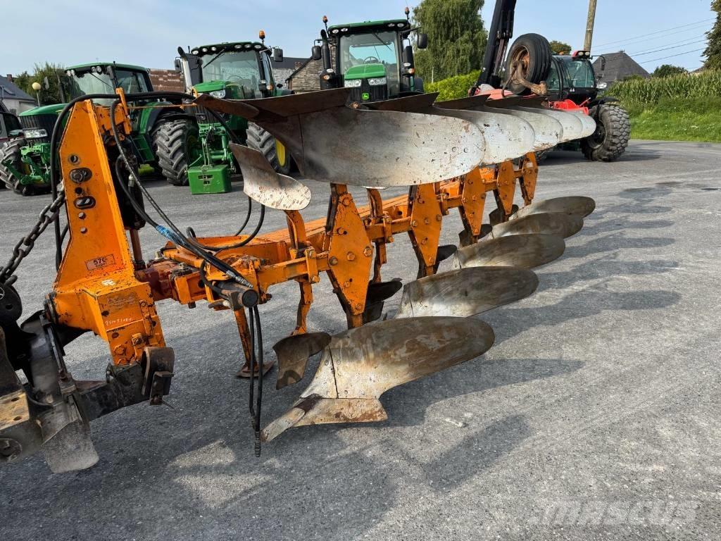 Huard 570 SUPER Oboustranné pluhy