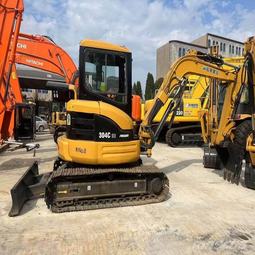 CAT 304 C Mini rýpadla < 7t