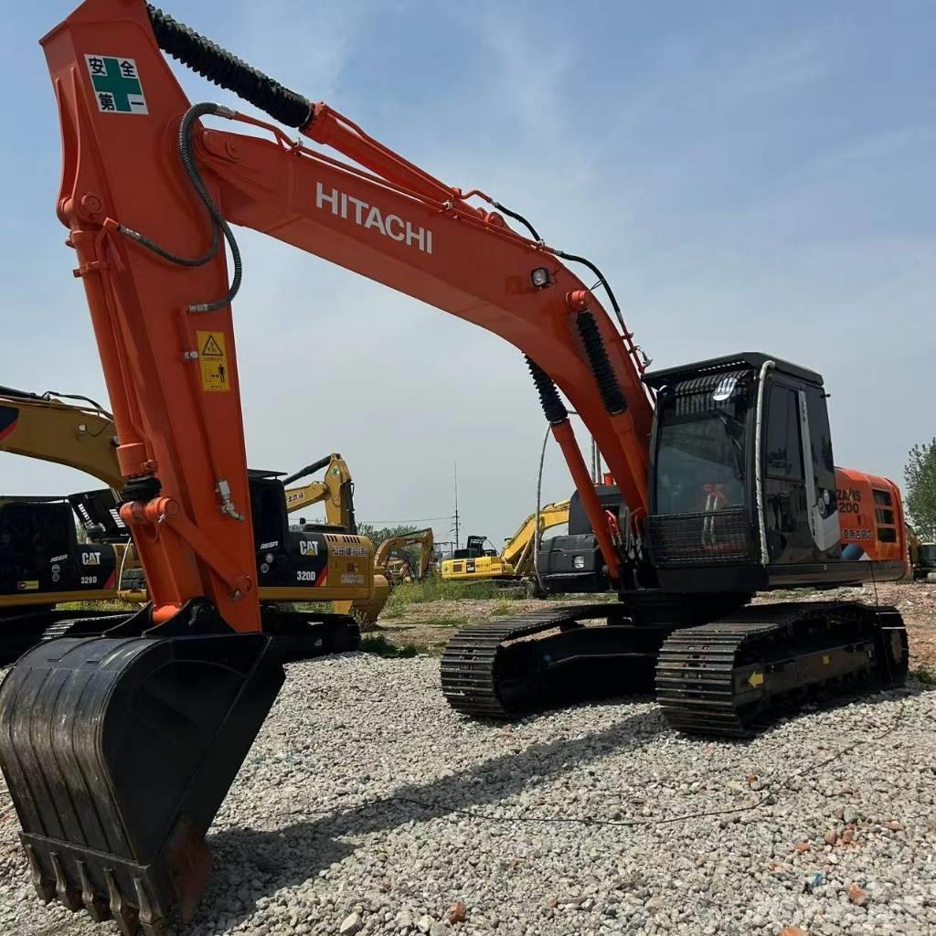 Hitachi 200-3 Pásová rýpadla
