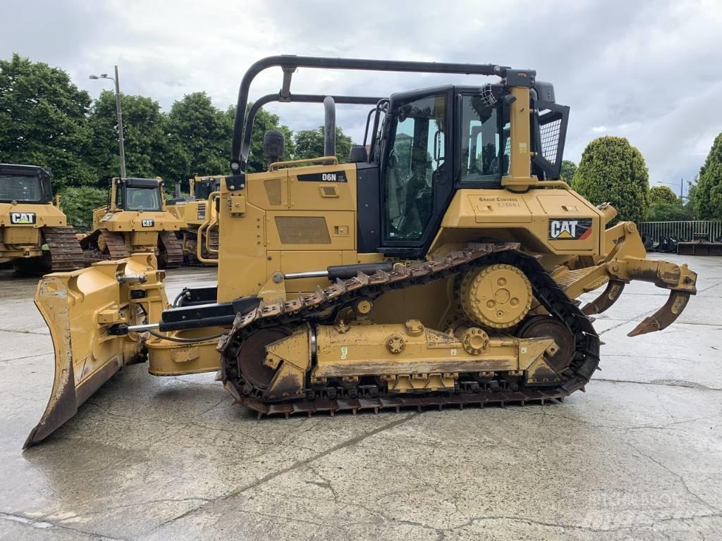 CAT D 6 N XL Pásové dozery
