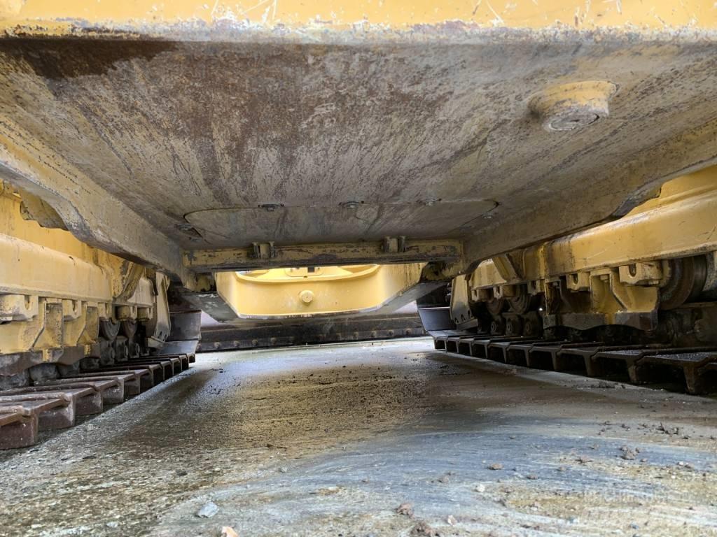 CAT D 6 N XL Pásové dozery
