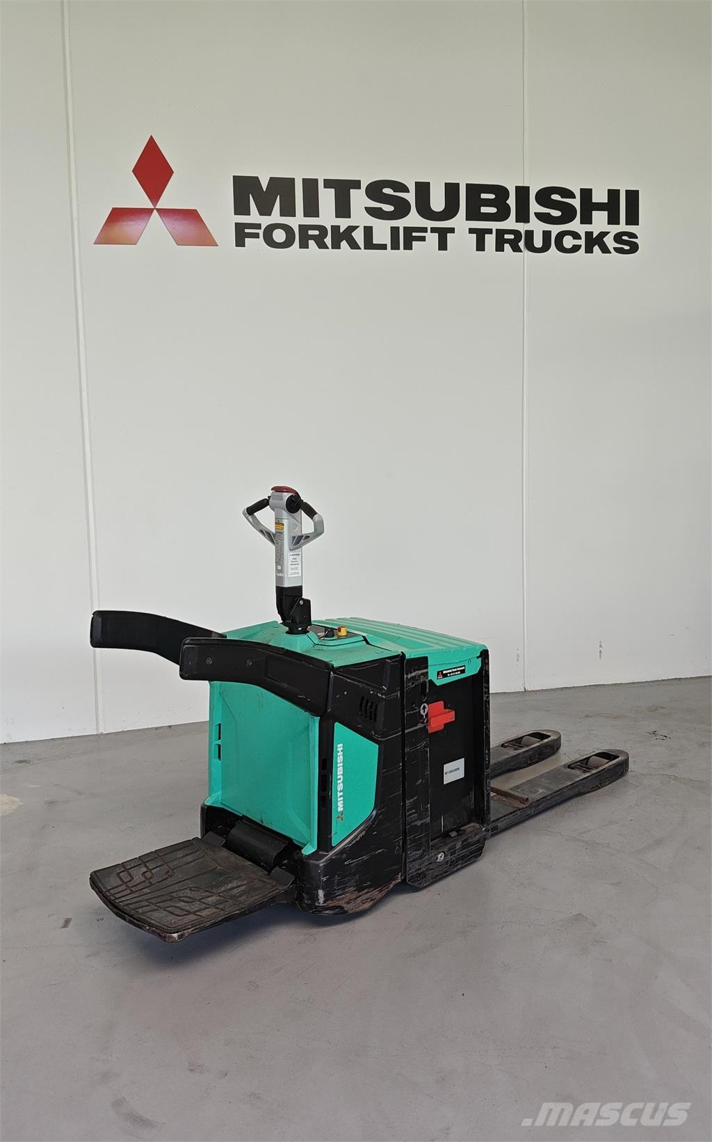 Mitsubishi PBV20N2 Vozíky s plošinou pro náklad