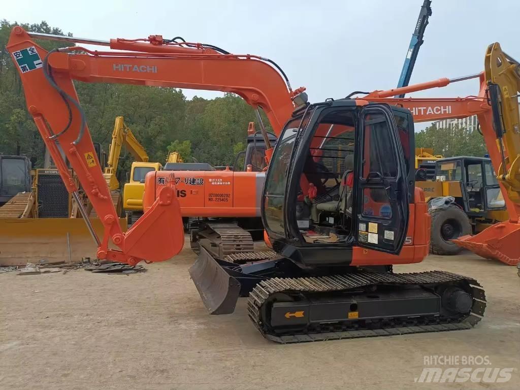 Hitachi ZX 75 Midi rýpadla 7t - 12t