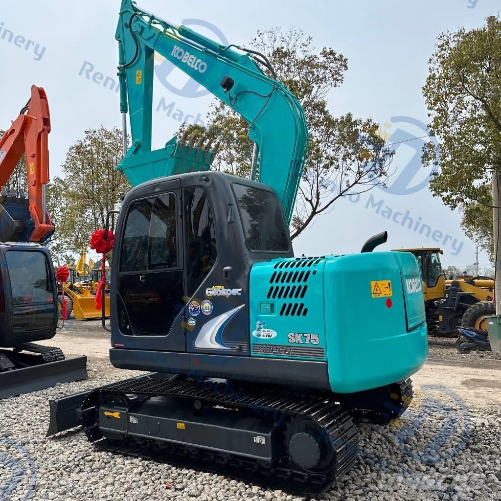 Kobelco SK75 Pásová rýpadla